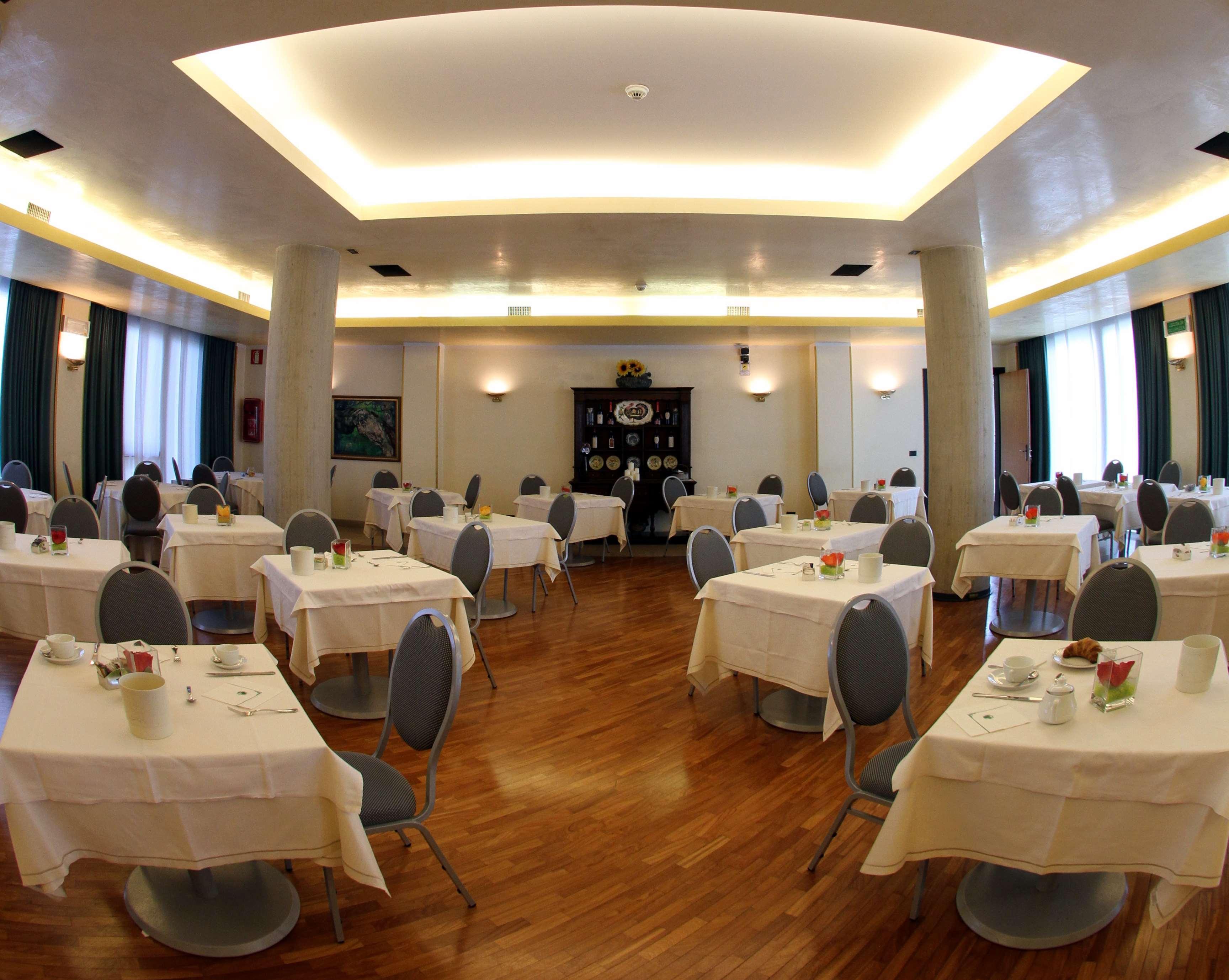 בארלטה Best Western Hotel Dei Cavalieri מראה חיצוני תמונה